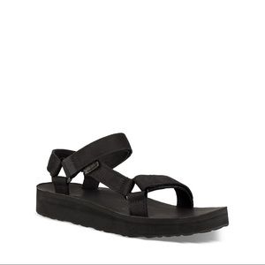 Teva Midform Universal Sandal in Black